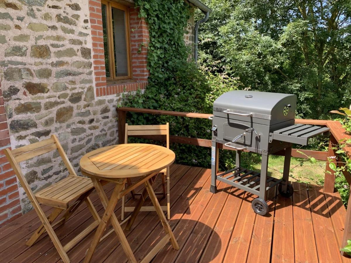 Les Rouges Terres Gites - La Vieille Grange Saint-Amand  Exterior photo
